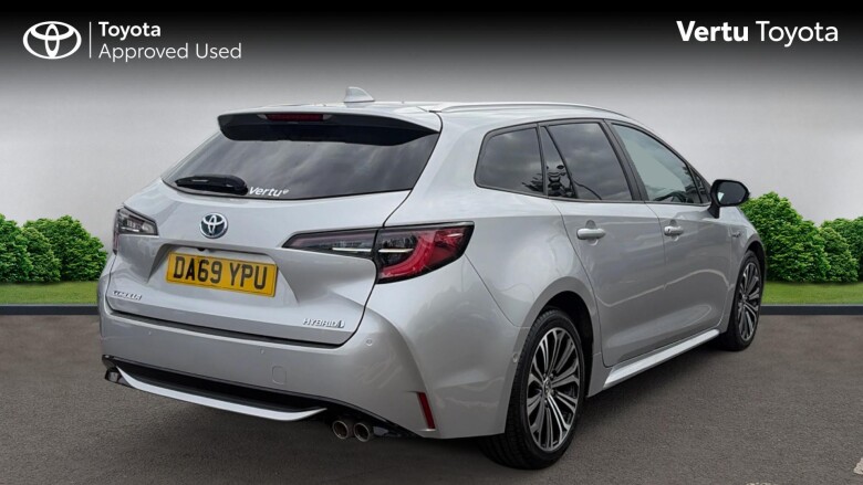 Toyota Corolla 2.0 VVT-i Hybrid Design 5dr CVT Hybrid Estate